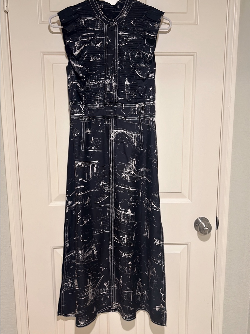 Burberry Black Midi Silk Dress with White Scenic Sketch Print & Ruffle Detail - Picture 3 of 6